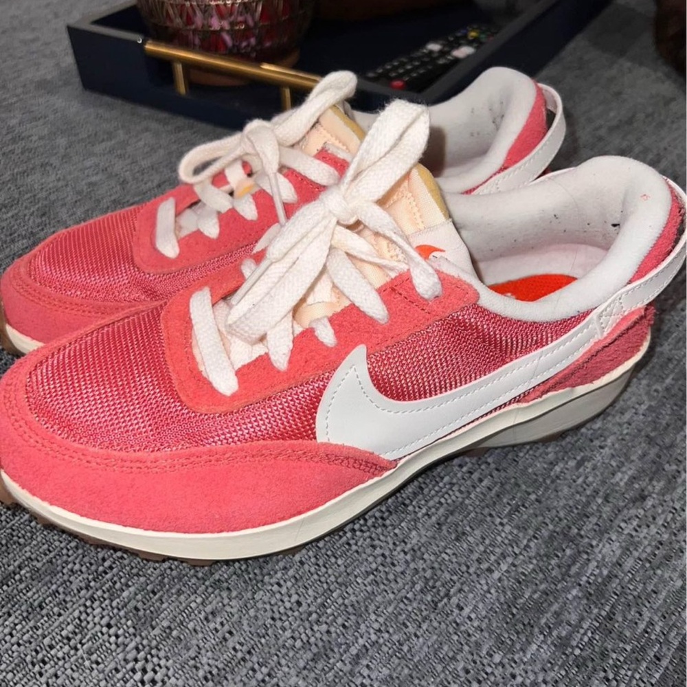 Nike Waffle Debut size 7.5